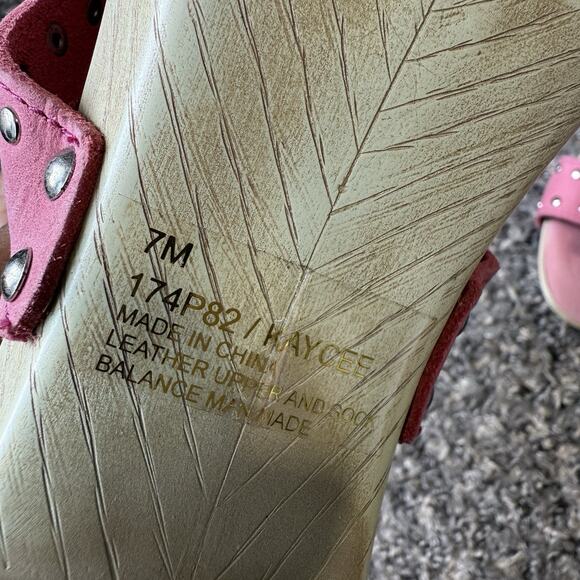 Naturalizer Vtg Y2K Clog Heels Sandals Pink Leather Studs Size 7 M Strappy - Picture 9 of 11